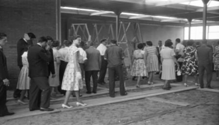 Экскурсия по строительной площадке, 1961 г.